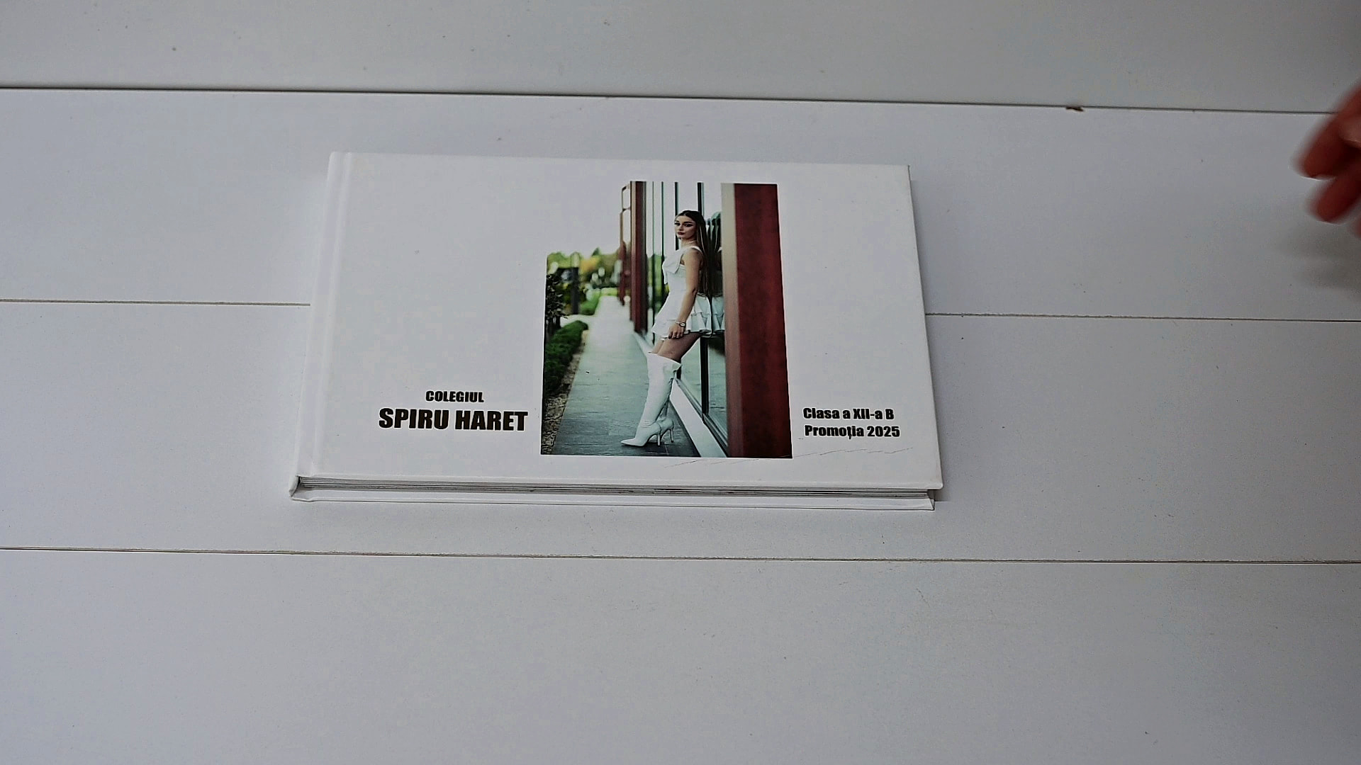 Album de absolvire Dream — copertă personalizată, model de 350 lei